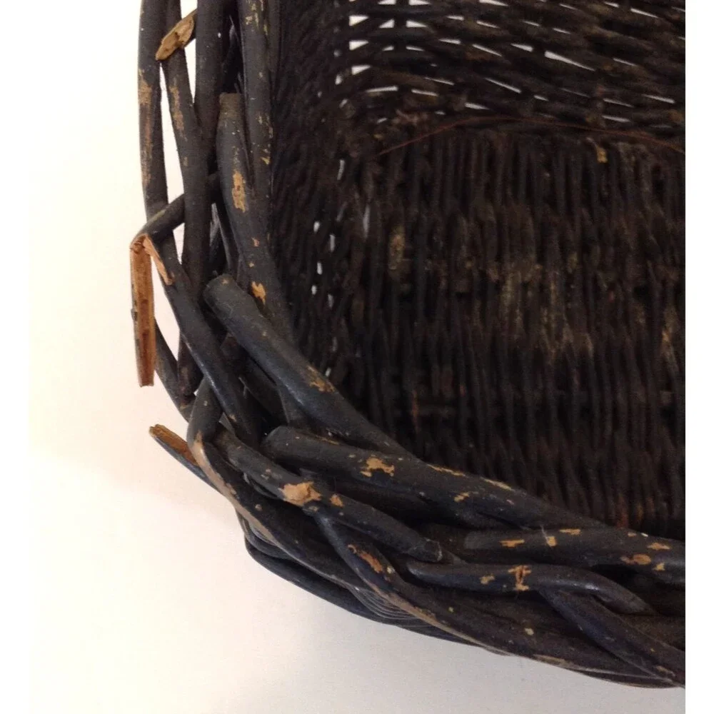 Vtg Wicker Basket Brown Gathering Bread Rattan Woven Country Farm Handle 13x6